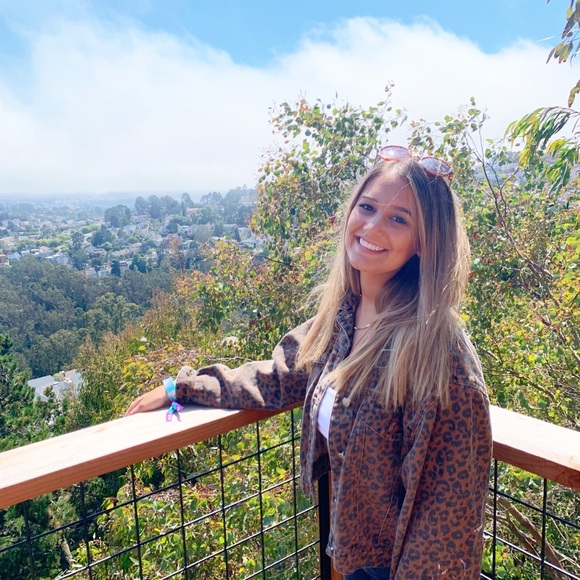 Meet your Posher, Tasha - Picture 1 of 1
